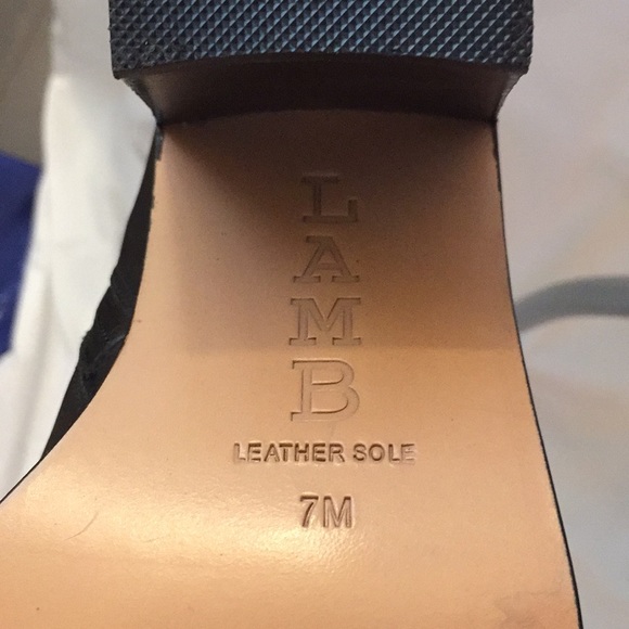 L.A.M.B Todd Leather Ankle Boot Bootie Black - Picture 5 of 8